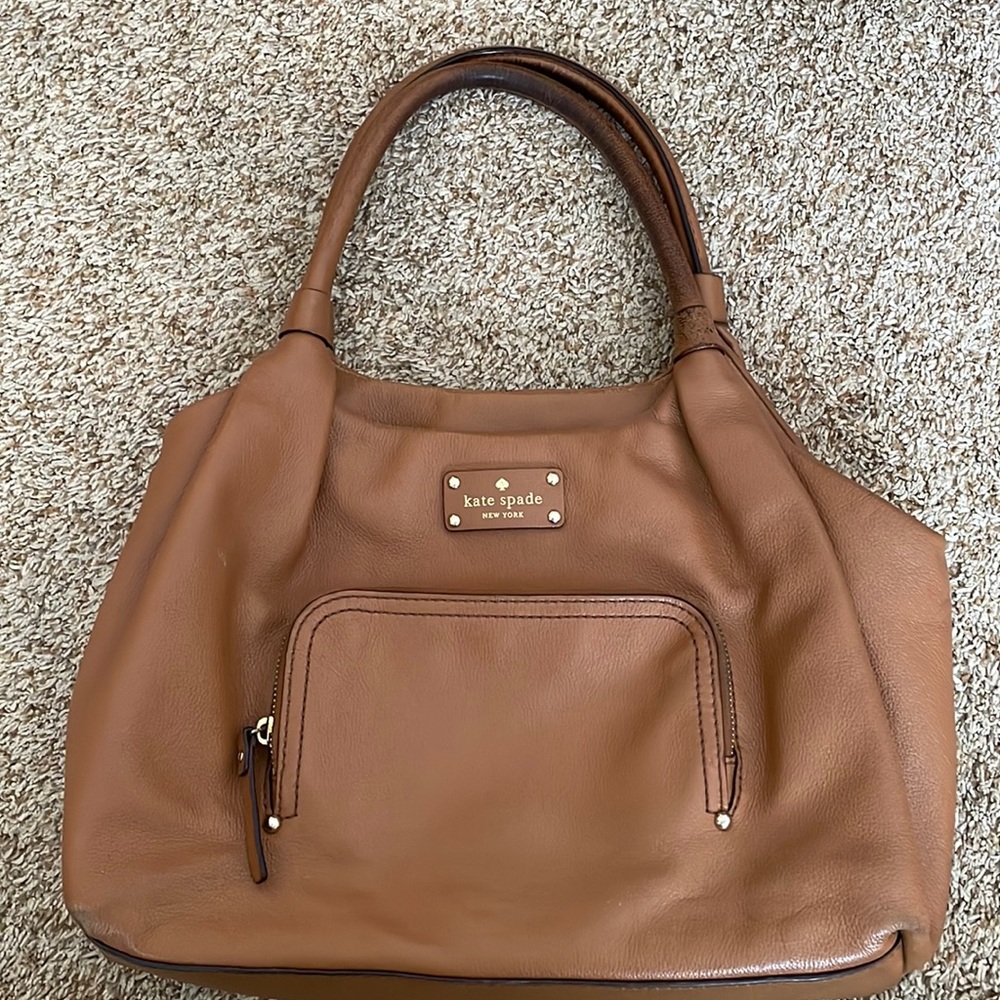Brown leather Kate Spade shoulder bag.